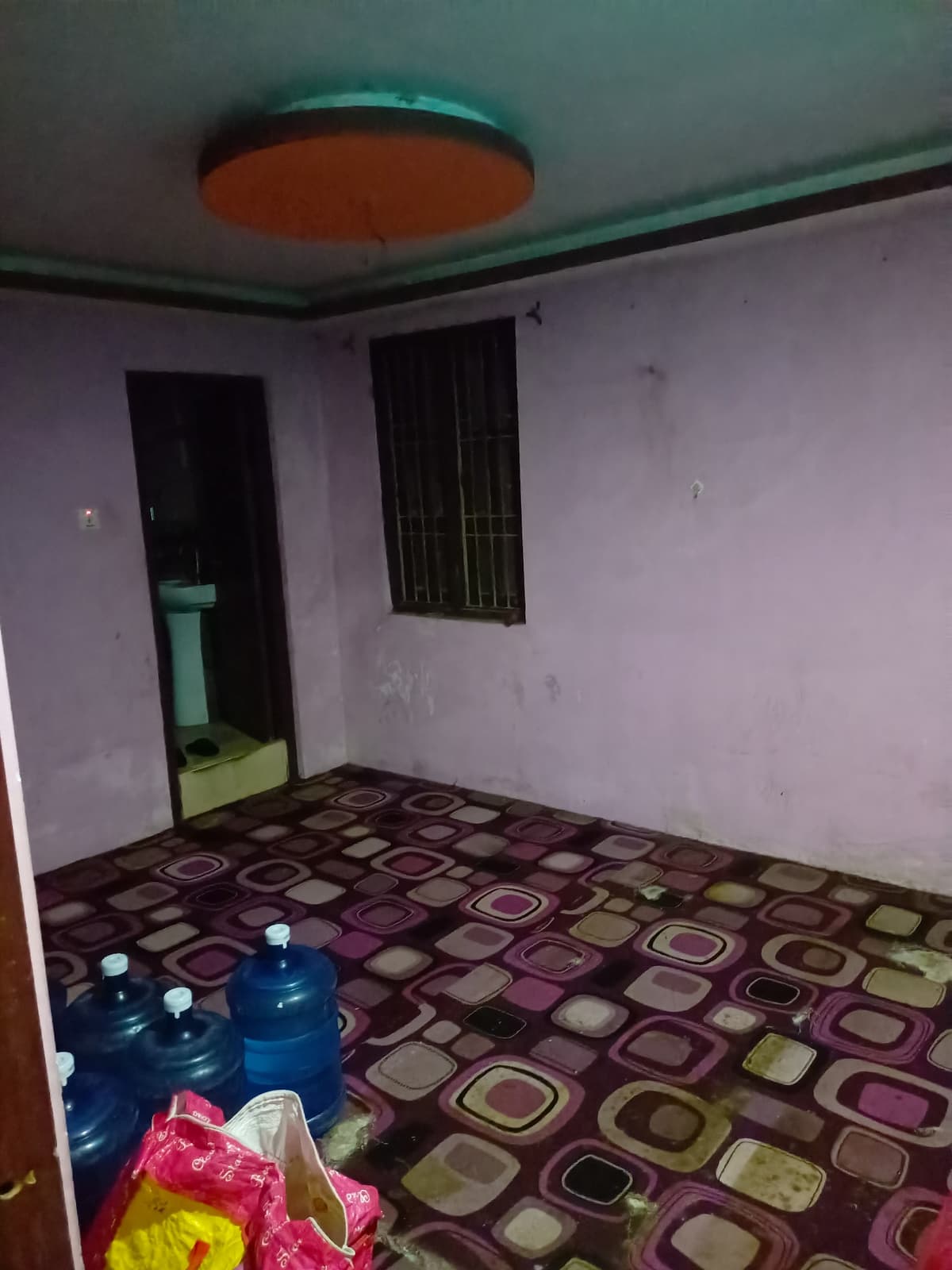 Room for rent in Green VIllage Road - photo 1