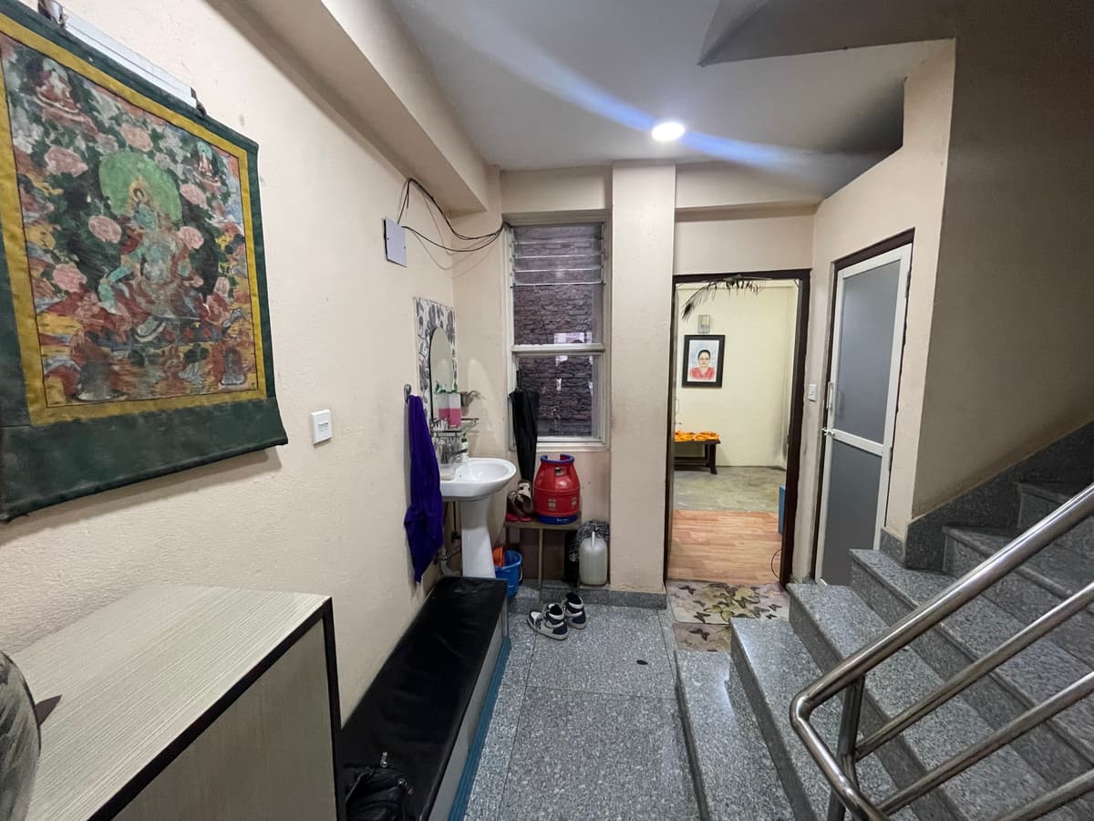 Flat for rent in Dhobichaur police station - photo 1